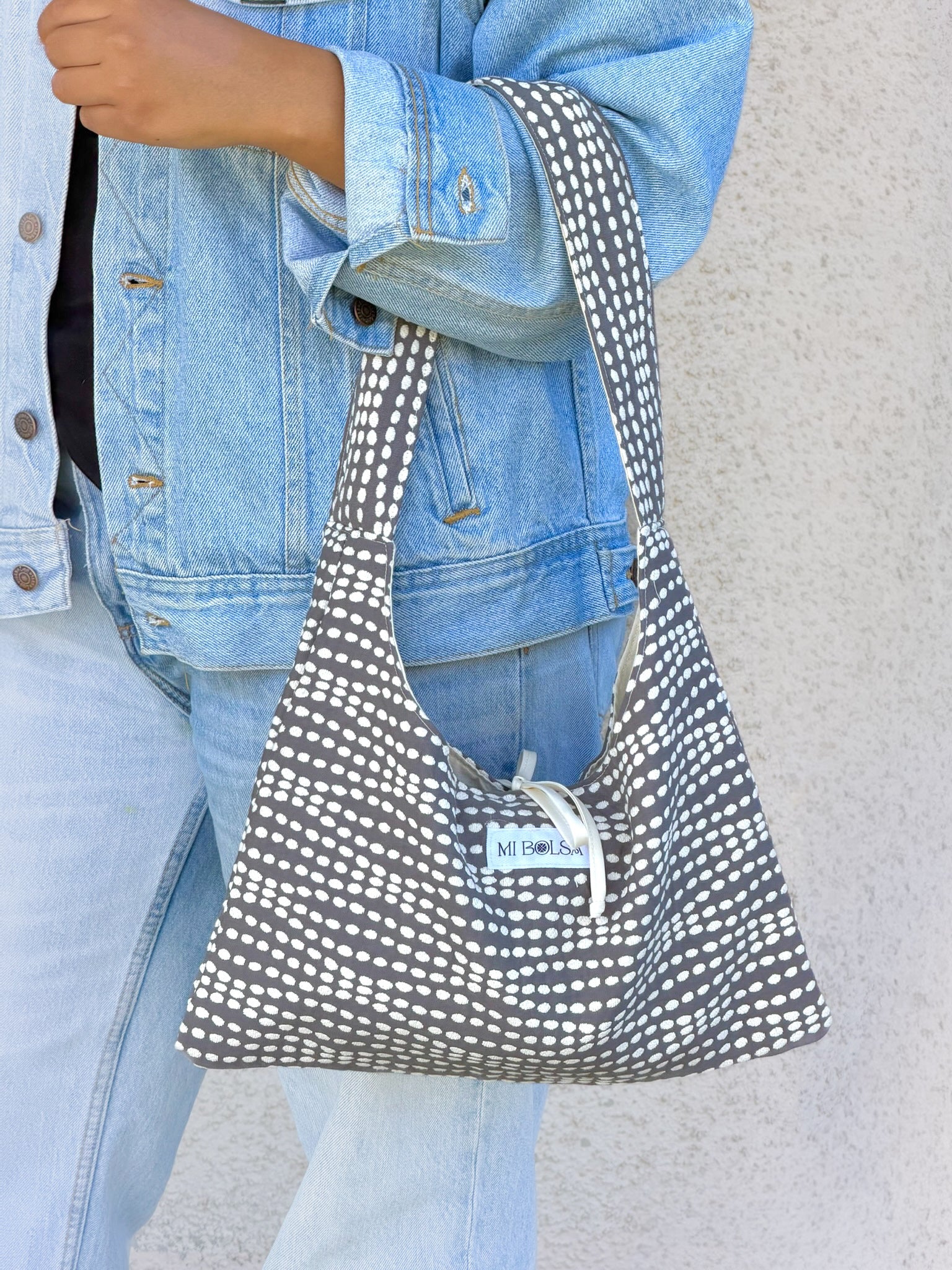 Cartera básica -  Ash Dots